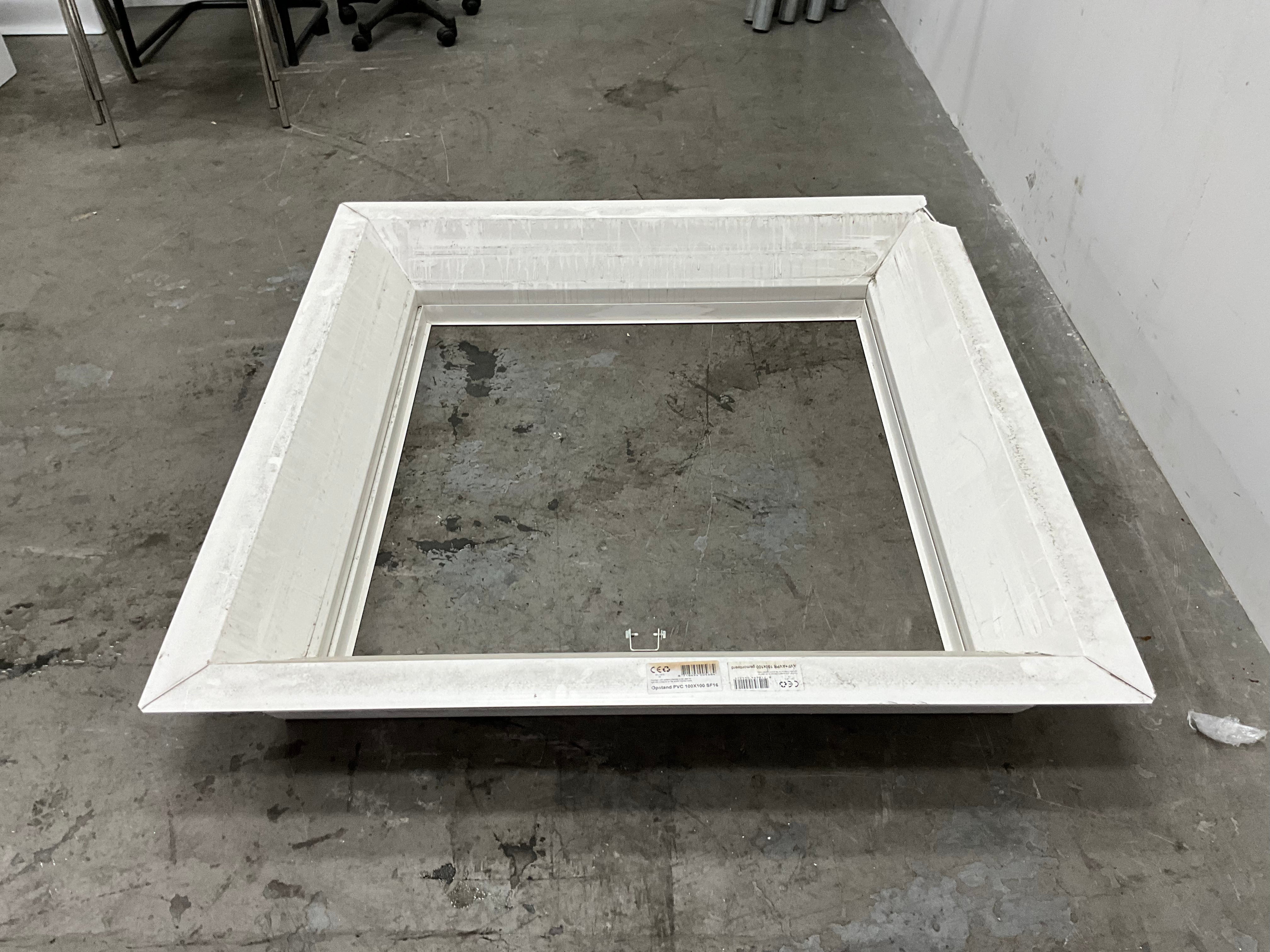 Gesloten dakopstand 135x135