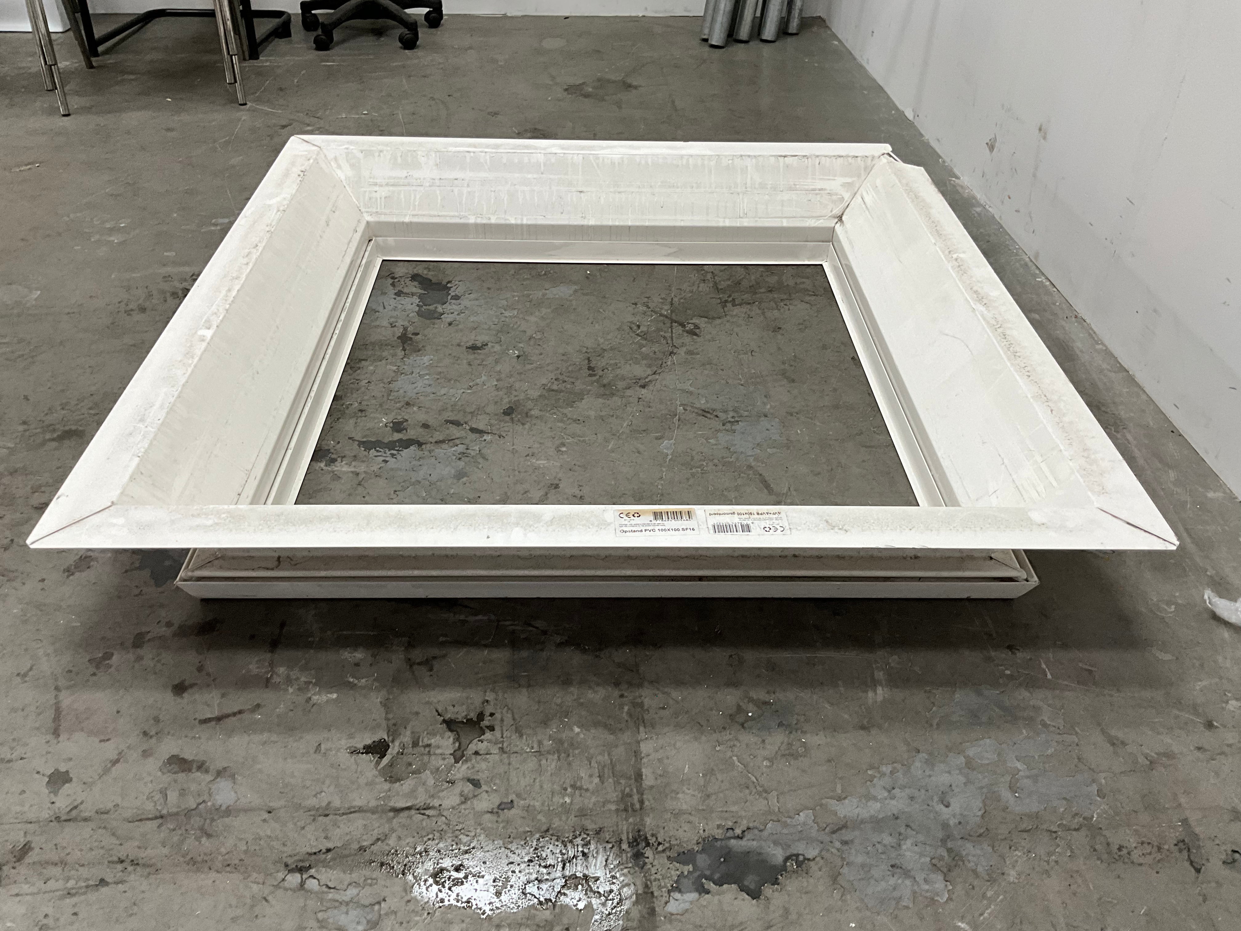 Gesloten dakopstand 135x135